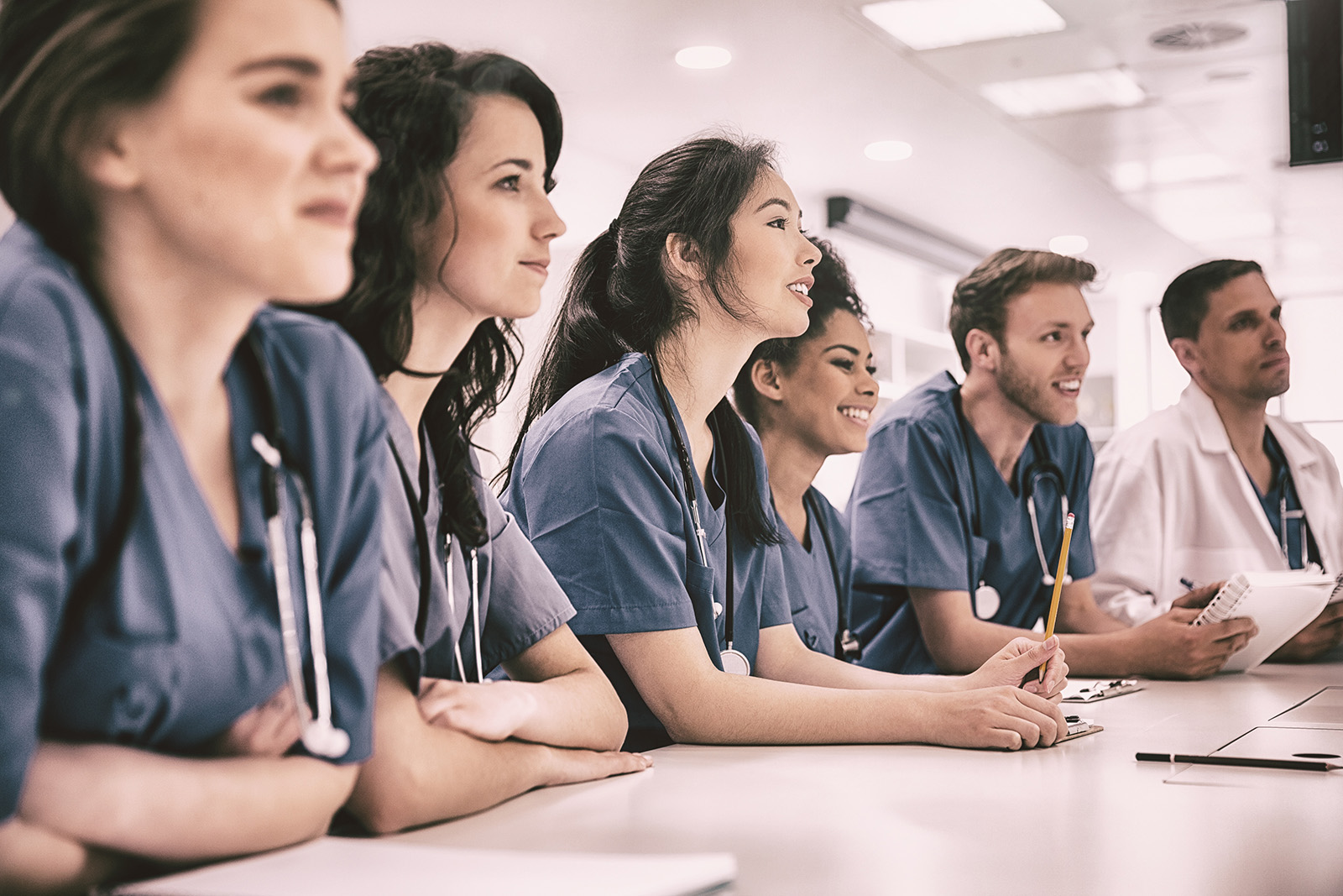 Educating Doctors about CyberKnife - Latest alternative cancer treatment technology - Cutting edge cancer treatment - Updating doctors on new technology