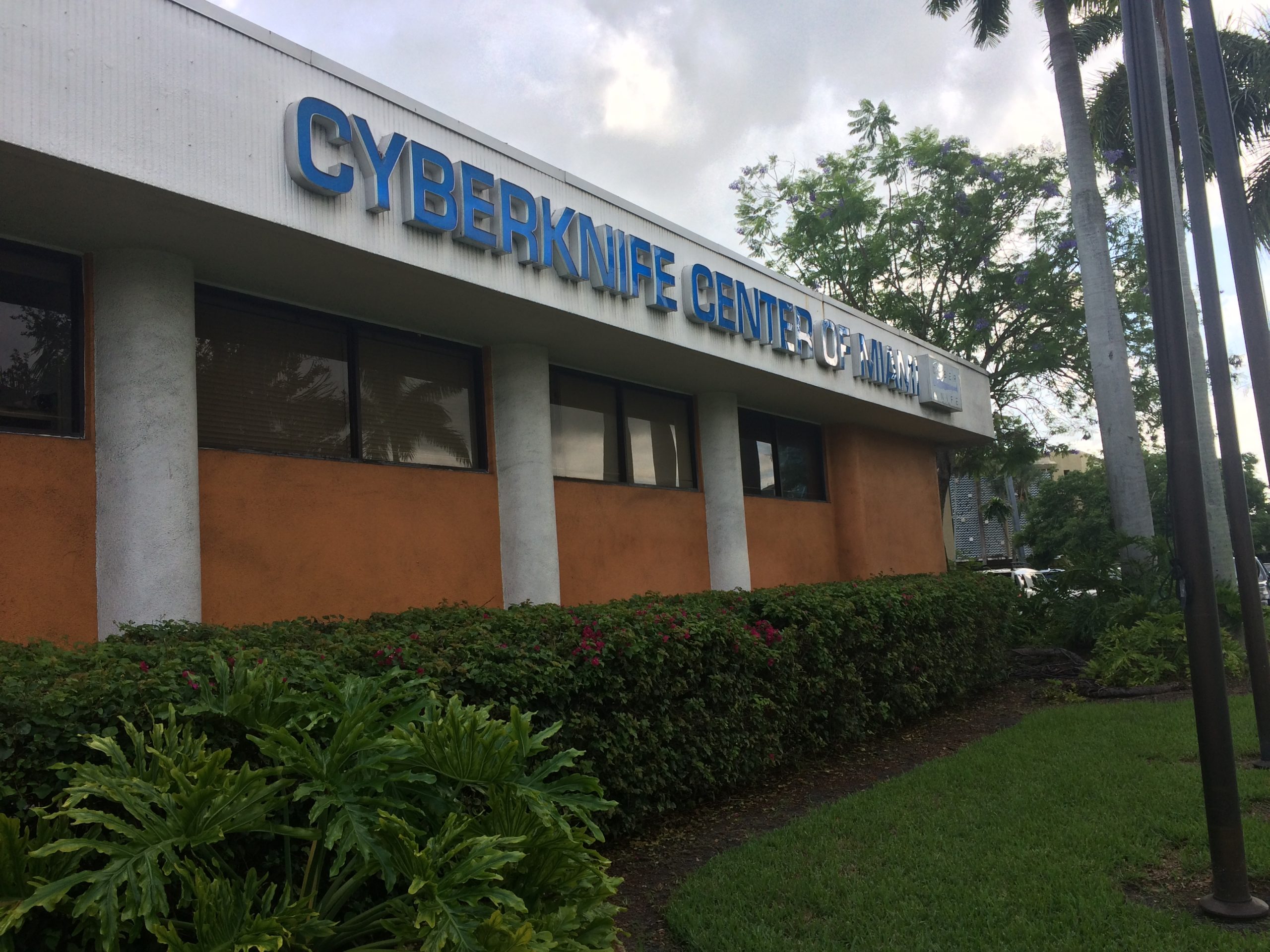 CyberKnife Center of Miami cyberknife miami - alternative cancer treatment - cancer treatment in south florida