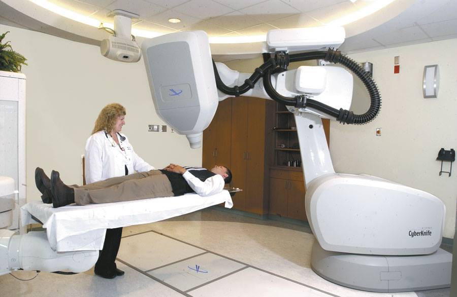 radiation cancer treatment - cancer treatment with Cyberknife - noninvasive cancer treatment - colon cancer treatment