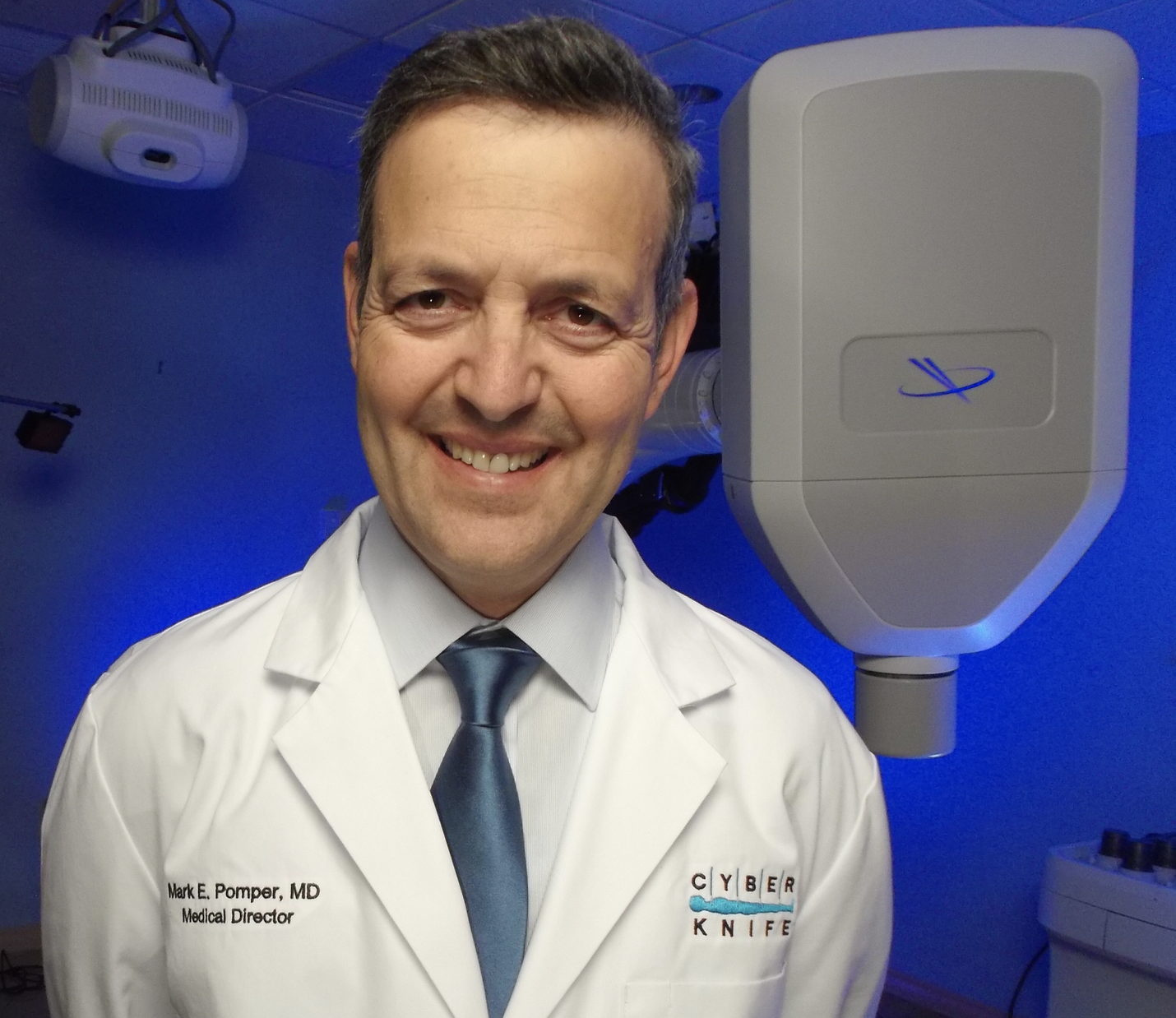 dr.pomper cyberknife miami - cancer treatment radiation oncologist - cancer treatment professionals with cyberknife - cyberknife center doctors