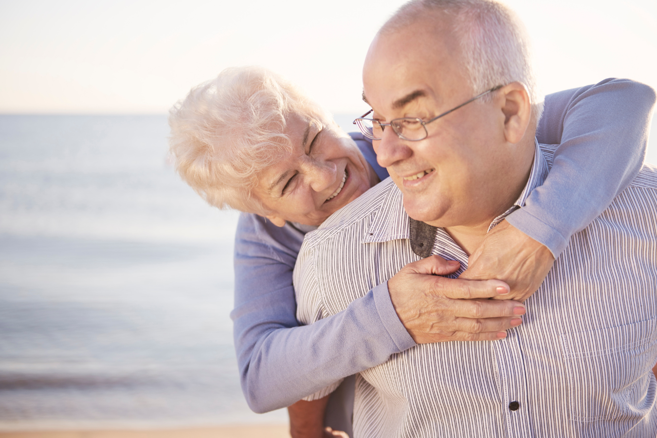 happy couple after successful radiation therapy for cancer, cancer treatment miami